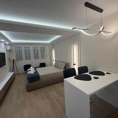 Apartment Doubled